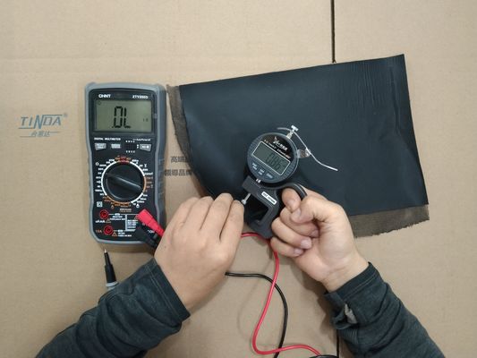 高性能電導性ゴムシート・イン・ロール 多用途