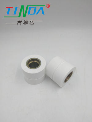 効率的な清掃と粘着のために白い溝粘着性シリコンロール
