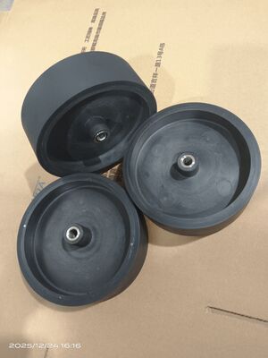 テニスのトレーニング機器 ポリウレタンゴム 軽量 耐久性のあるプラスチックコア